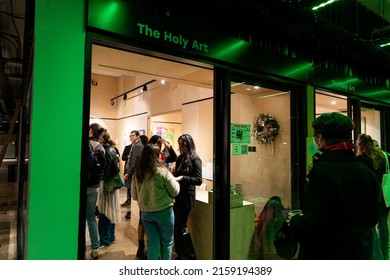 LONDON, UNITED KINGDOM - Dec 03, 2021: The Audience During An Art Exhibition Opening In The Vibrant