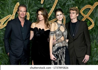 London, United Kingdom - December 10, 2018: Rande Gerber, Cindy Crawford, Kaia Gerber And Presley Gerber  Attend The Fashion Awards At Royal Albert Hall In London, UK.