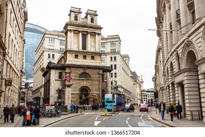 London / United Kingdom — March 19, 2019: Street Of London City  Near  London Stock Exchange, United Kingdom.