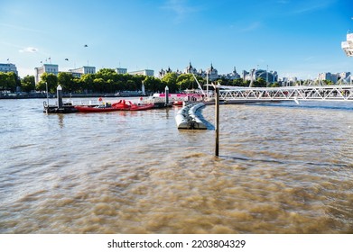 London, United Kingdom - September 17 2022: London Eye Boat Tours. People Queueing To Go On A Boat