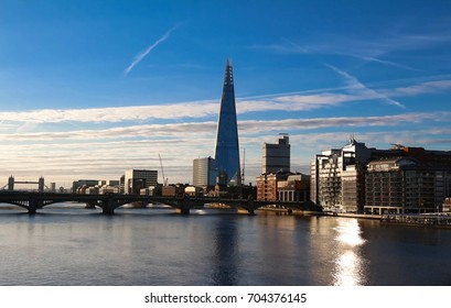 104 Glass clad pyramidal tower Images, Stock Photos & Vectors ...