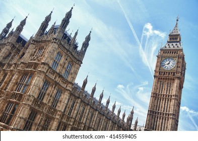 London Westminster Houses Of Parliament And Big Ben In A Sunny Day