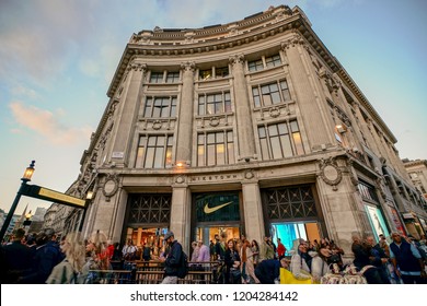 nike outlet oxford street