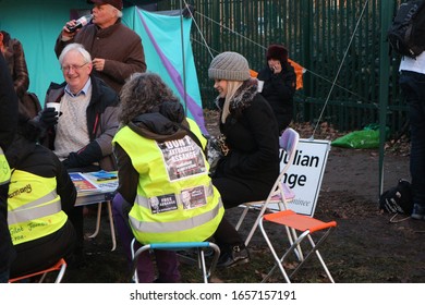 London/UK - February 26 2020: Supporters Of Julian Assange Outside Belmarsh Prison And Woolwich Crown Court Including Craig Murray, Protesting His Extradition. Credit: Katherine Da Silva