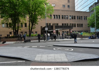 London/UK- May 1 2019: Sentencing Today At Southwark Crown Court For Julian Assange For Breaking Bail Conditions. Protesters Raise Banners In Front Of Court Building. Credit: Katherine Da Silva