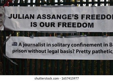 London/UK - Protesters Set Up A Camp Of Tents And Banners Outside Woolwich Crown Court For The Extradition Case Involving Julian Assange Today. Credit: Katherine Da Silva.