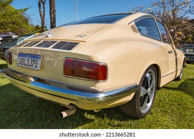 Londrina, Paraná, Brazil - September 24, 2022: Vehicle Volkswagen Karmann-Ghia 1975 On Display At Vintage Car Show. Produced By Volkswagen, Designed By The Italian Company Carrozzeria Ghia.