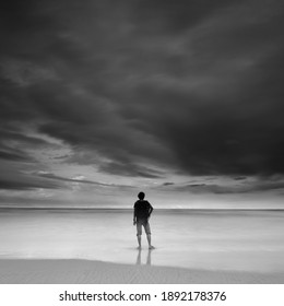 376 Sad man near sea Images, Stock Photos & Vectors | Shutterstock