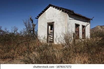 Lonely Old Discontinued US Post Office 1879 Building In Dry Rural Landscape