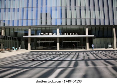 Long Beach, California - USA - March 15, 2021: Long Beach City Hall Entrance And Sign At The Civic Center. Editorial Use Only.