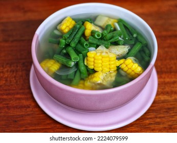 Long Bean Soup With Sweet Corn
