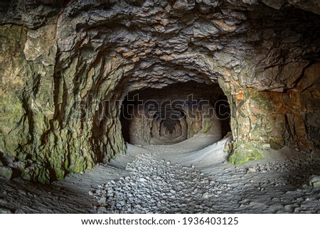 A long corridor inside the cave