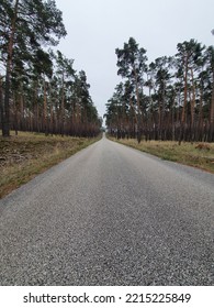 Long Up Hill Road Perfect For Motorcycle Riding