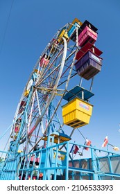 Long Island, New York, USA, September 26, 2021 A Ferris Wheel At A Carnival 