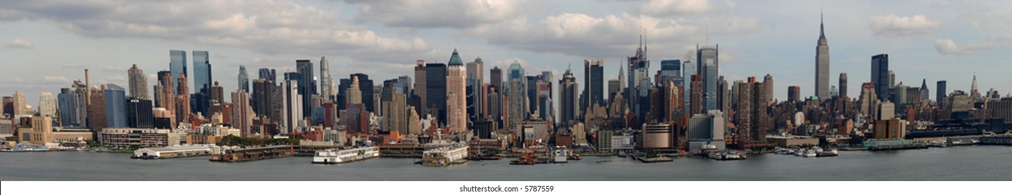 Long New York City Panoramic East Side Of New York During Day Time