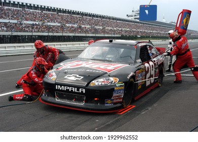Long Pond, PA, USA - August 7, 2011:  NASCAR Driver Kevin Harvick Makes A Pit Stop During The 2011 NASCAR Good Sam RV Insurance 500 At Pocono Raceway In Pennsylvania.