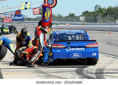 Long Pond, PA, USA - July 30, 2017:  NASCAR Driver David Ragan Makes A Pit Stop During The 2017 Overton's 400 At Pocono Raceway In Pennsylvania.