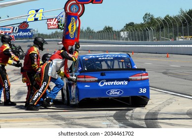 Long Pond, PA, USA - July 30, 2017:  NASCAR Driver David Ragan Makes A Pit Stop During The 2017 Overton's 400 At Pocono Raceway In Pennsylvania.