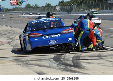 Long Pond, PA, USA - July 30, 2017:  NASCAR Driver David Ragan Makes A Pit Stop During The 2017 Overton's 400 At Pocono Raceway In Pennsylvania.