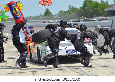 Long Pond, PA, USA - June 8, 2014:  NASCAR Driver Travis Kvapil Makes A Pit Stop During The 2014 NASCAR Pocono 400 At Pocono Raceway In Pennsylvania.