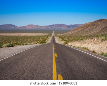 公路图片 库存照片和矢量图 Shutterstock