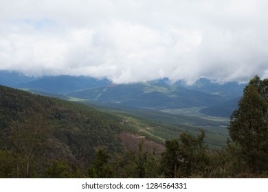 Long Tom Pass