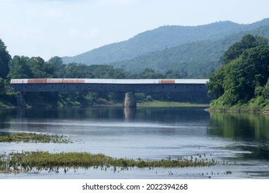 Longest Covered Bridge In New England Over The Connecticut River