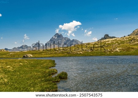 The Longet lakes, on the border between the Varaita Valley and the Ubaye Valley: jewels of nature at the foot of Monviso
