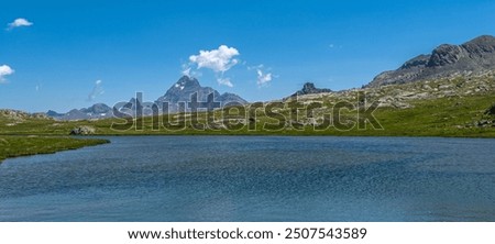 The Longet lakes, on the border between the Varaita Valley and the Ubaye Valley: jewels of nature at the foot of Monviso
