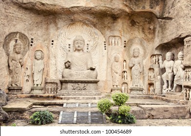 Longmen Buddha Statues