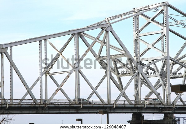 Long-Span White\
Steel Truss Roadway River\
Bridge