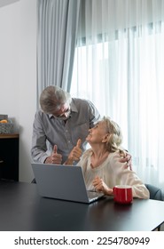 A long-term relationship that lasts until old age. characterized by unchanging love and also uses technology to communicate with children without interruption