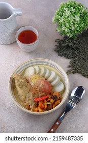 Lontong cap go meh is peranakan Chinese Indonesian take on traditional Indonesian dishes, more precisely Javanese cuisine. Its lontong rice cake served with variousrichly-flavoured dishes
