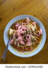 Lontong Gulai Nangka (Indonesian Rice Cake With Jackfruit Curry)