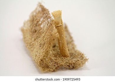 Loofah Sponge And Miswak Root 