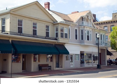 A Look Down The Main Street Of A Small Town In The Midwest Of The U.S.A. Small Shops Located In Historic Old Buildings.