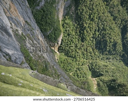 Looking down from the footpath on edge of Tianmen mountain