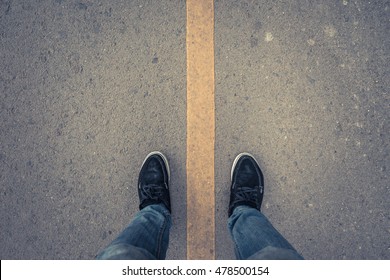 足元 の画像 写真素材 ベクター画像 Shutterstock