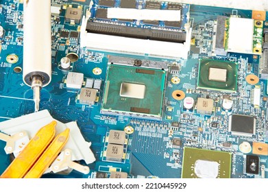 Looking At The Picture Above, CPU, Computer Motherboard, Electronic Motherboard Repair.
