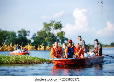 LOPBURI, THAILAND – OCTOBER 10: People who are donating items to flood victims and are unable to travel to work and find food on October 10, 2021 in Lopburi, Thailand.