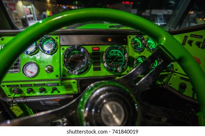 Lorry Dashboard/ Dashboard Of Semi Truck/ Commercial Truck Interior