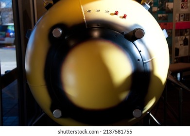 LOS ALAMOS, NEW MEXICO - DECEMBER 13, 2013: Nose View Of Fatman Atomic Bomb, The Type Of Nuclear Bomb That Was Detonated Over The Japanese City Of Nagasaki, At The Bradbury Science Museum.