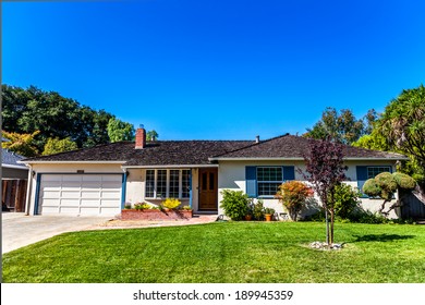 LOS ALTOS CA / USA NOVEMBER 12: Famous Garage Where Steve Jobs And Steve Wozniak Assembled Their First Computer The Apple I In 1976.