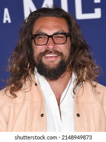 LOS ANGELES - APR 04: Jason Momoa Arrives For The ‘Ambulance’ Premier On April 04, 2022 In Los Angeles, CA