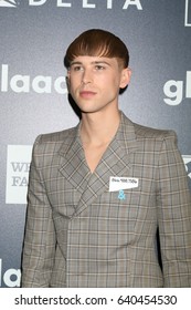 LOS ANGELES - APR 1:  Tommy Dorfman At The 28th Annual GLAAD Media Awards At Beverly Hilton Hotel On April 1, 2017 In Beverly Hills, CA