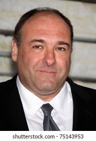 LOS ANGELES - APR 11:  James Gandolfini Arrives To 