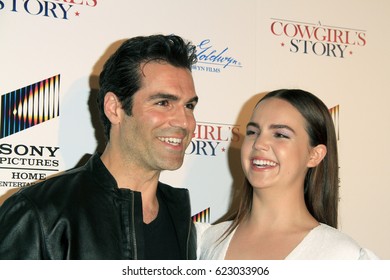 LOS ANGELES - APR 13:  Jordi Vilasuso, Bailee Madison At The 