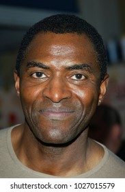 LOS ANGELES - APR 14:  Carl Lumbly Arrives To The 