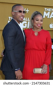 LOS ANGELES - APR 14:  Ian Wallace, Jemele Hill at the They Call Me Magic Premiere Screening at Village Theater on April 14, 2022  in Westwood, CA
