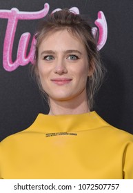 LOS ANGELES - APR 18:  Mackenzie Davis Arrives To The